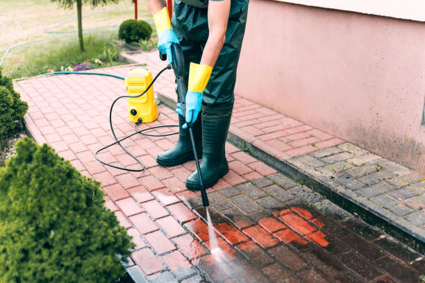 Best Garage Pressure Washing  in Cleona, PA